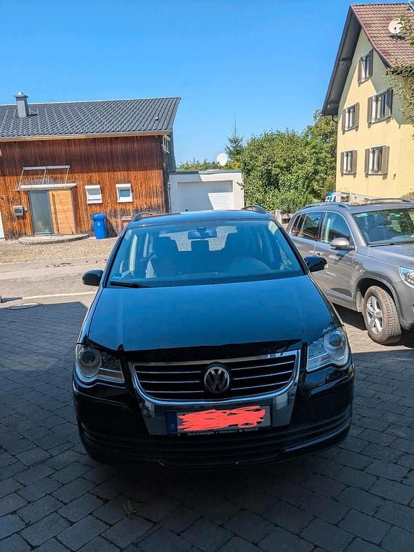 Schwarz Gebraucht 2008 VW Touran Van / Kleinbus | 2.000 € (Superpreis) - Bild 1/4