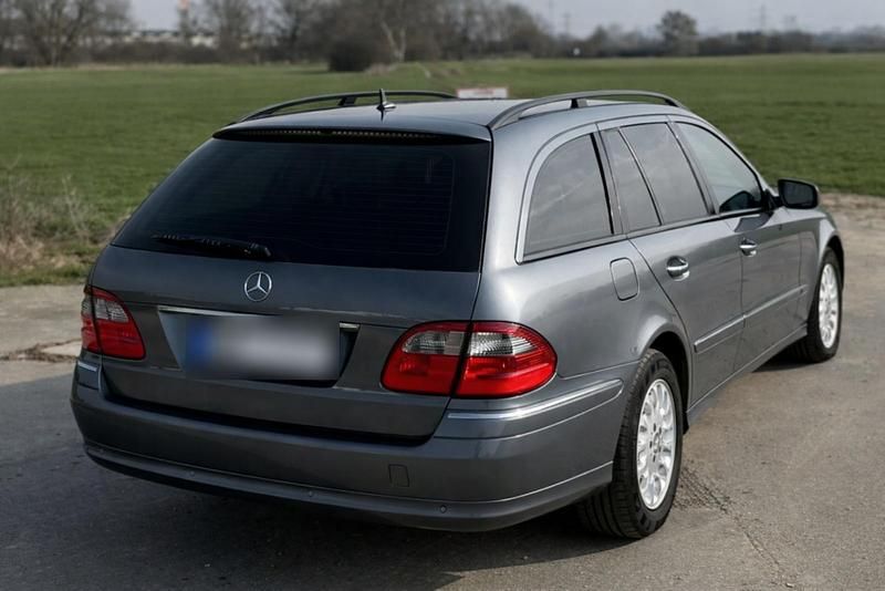Gebraucht Mercedes E320 Elegance 224 PS (164 kW) 2007 Grau Kombi