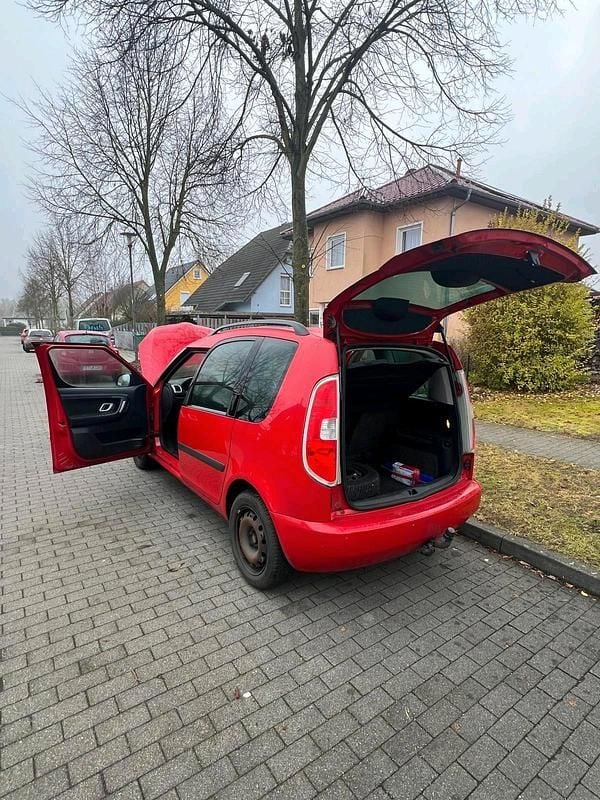 Gebraucht Skoda Roomster 105 PS (77 kW) 2008 Rot Van / Kleinbus
