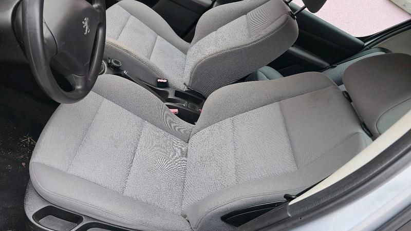 Gebraucht Peugeot 307 109 PS (80 kW) 2002 Silber Kleinwagen