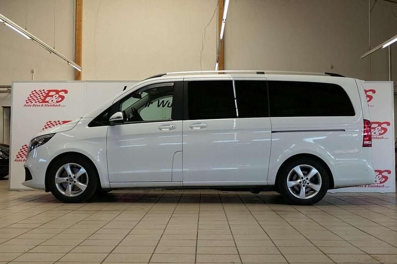 Gebraucht Mercedes V220 AMG 190 PS (139 kW) 2021 Bergkristallweiss Van / Kleinbus