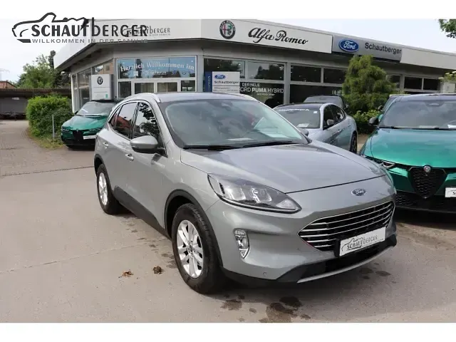Gebraucht Ford Kuga Titanium 150 PS (110 kW) 2021 Silber SUV