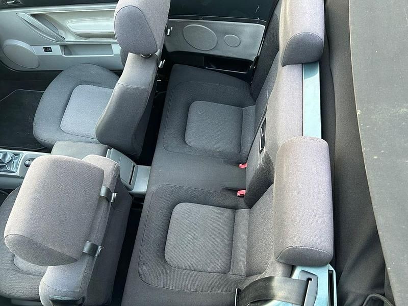 Gebraucht VW New Beetle 75 PS (55 kW) 2003 Grün Kleinwagen