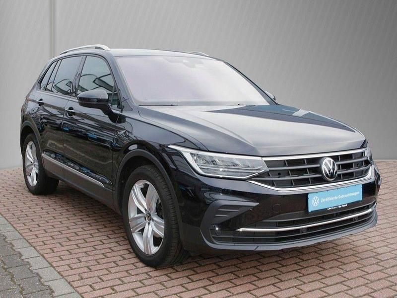 Gebraucht VW Tiguan Active 150 PS (110 kW) 2022 Deep black perleffekt SUV