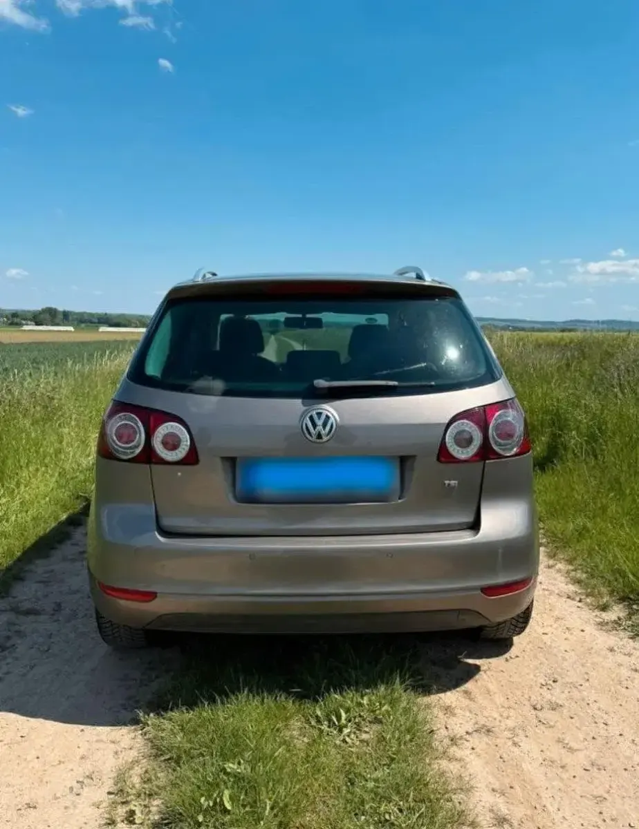 Gebraucht VW Golf Plus Cross Style 86 PS (63 kW) 2011 Braun Limousine
