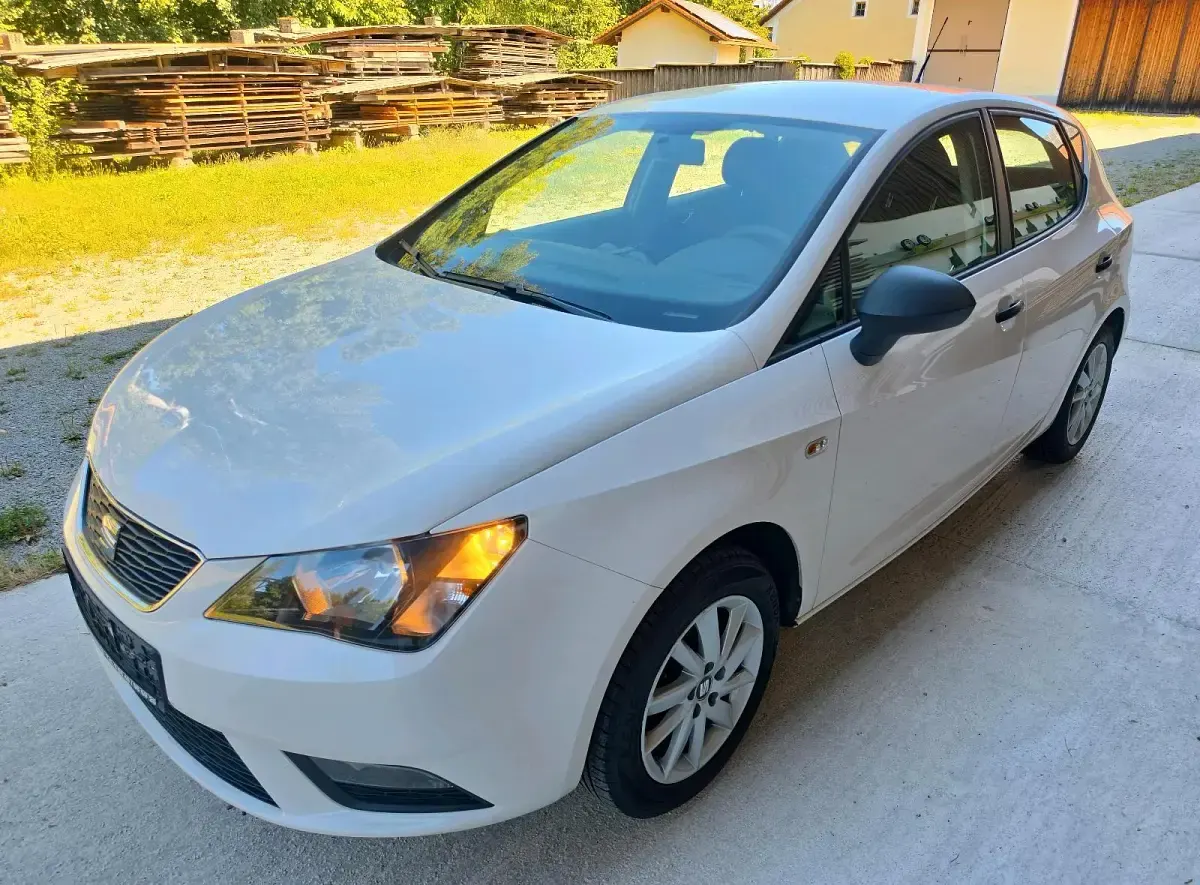 Gebraucht Seat Ibiza 90 PS (66 kW) 2016 Weiß Limousine