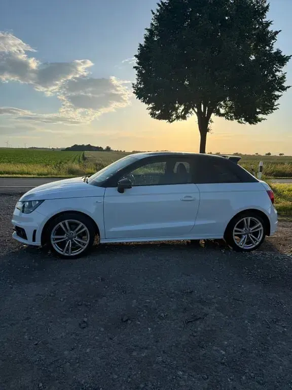 Gebraucht Audi A1 S-Line 185 PS (136 kW) 2012 Weiß Kleinwagen