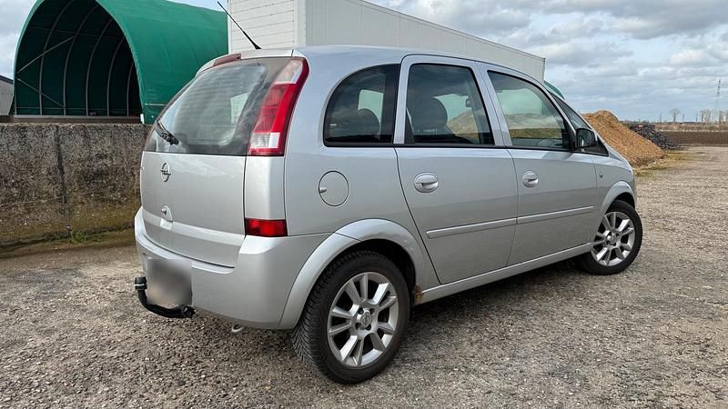 Gebraucht Opel Meriva 90 PS (66 kW) 2005 Silber Van / Kleinbus