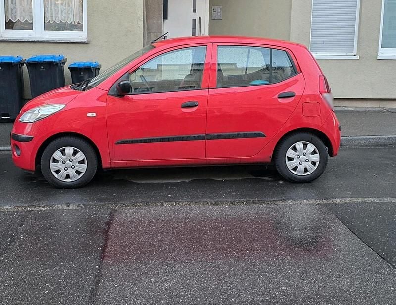 Gebraucht Hyundai i10 65 PS (47 kW) 2008 Rot Kleinwagen