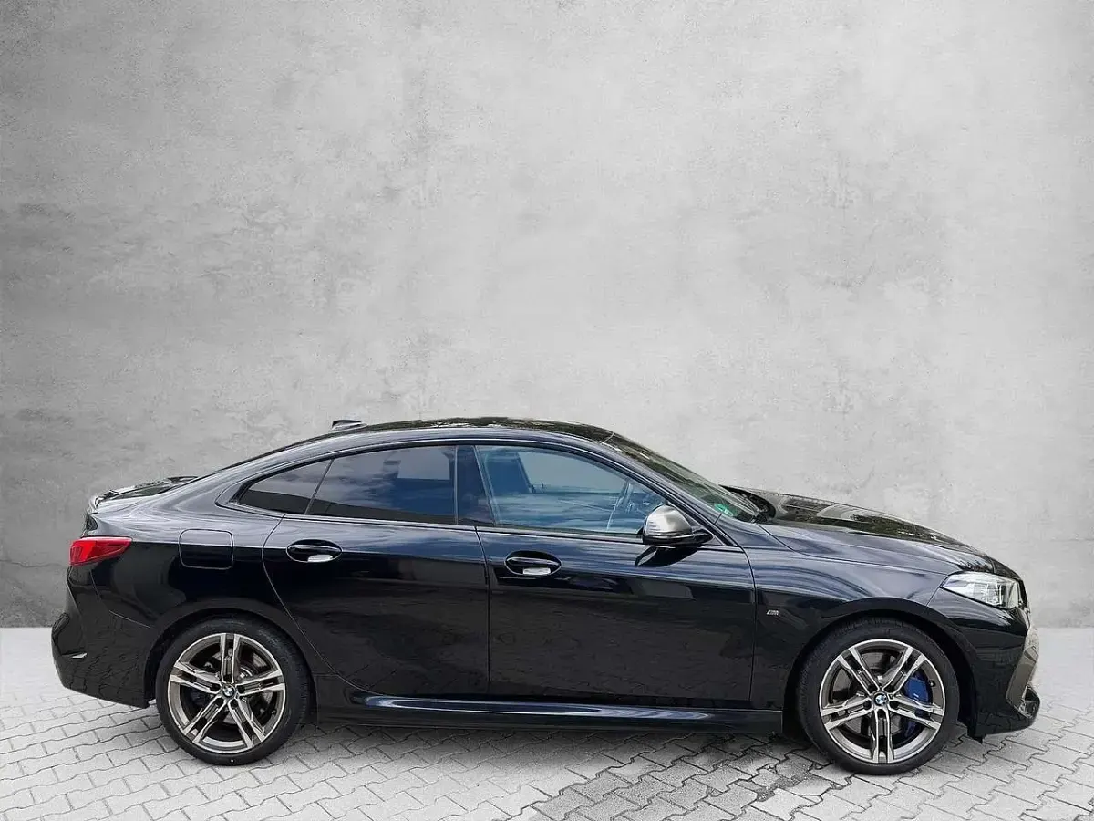 Gebraucht BMW M235 Sport Line 306 PS (225 kW) 2020 Saphirschwarz Coupé