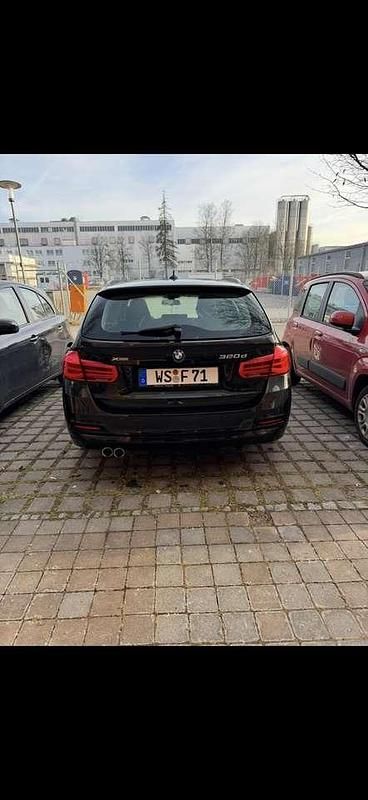 Gebraucht BMW 320 Advantage 190 PS (139 kW) 2018 Schwarz Kombi