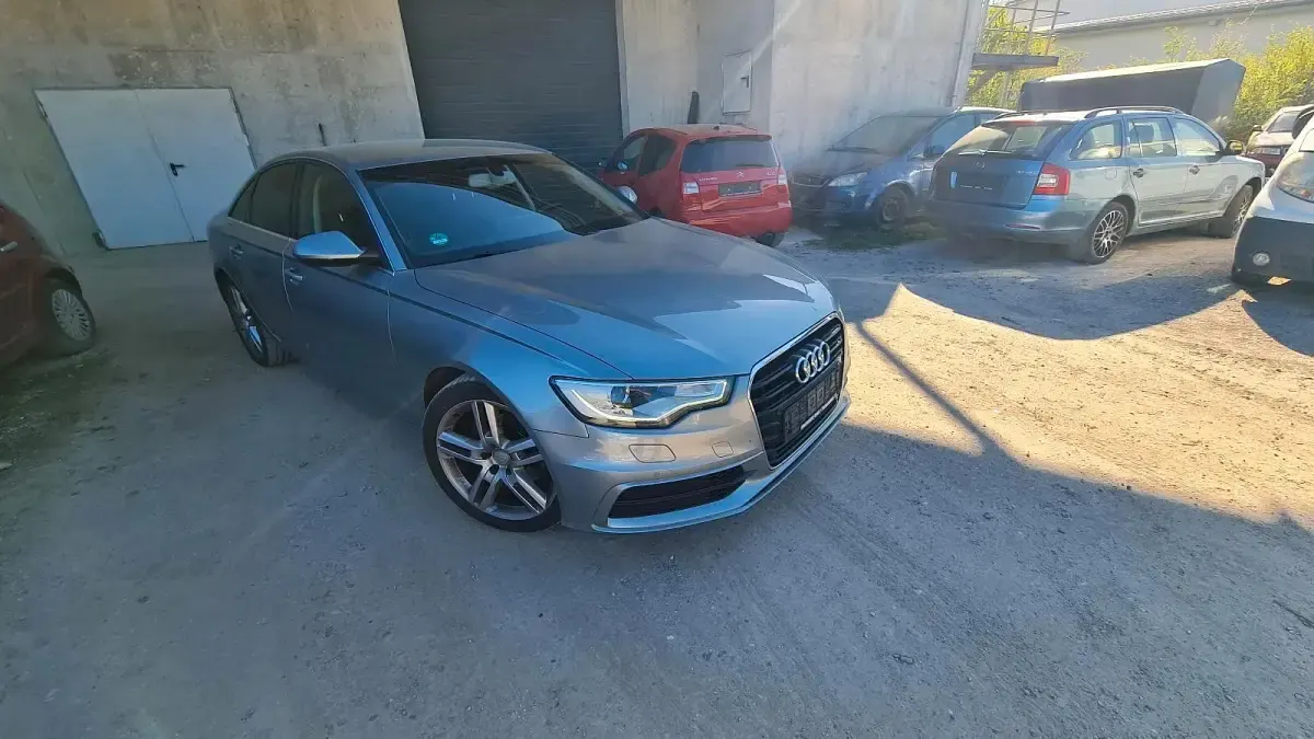 Second-hand Audi A6 177 CP (130 kW) 2012 Argintiu Berlinǎ