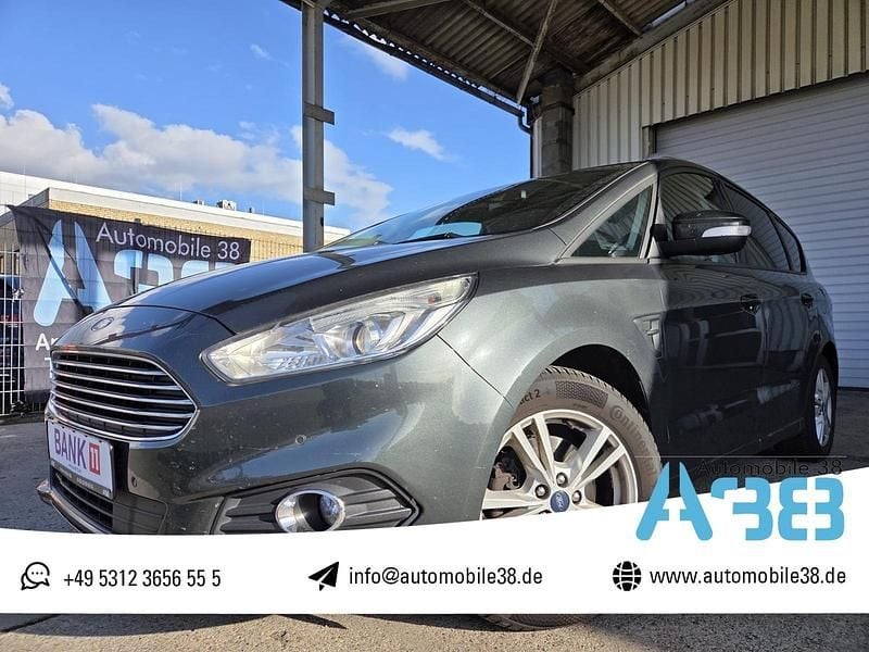 Second-hand Ford S-MAX S 150 CP (110 kW) 2017 Verde Monovolum