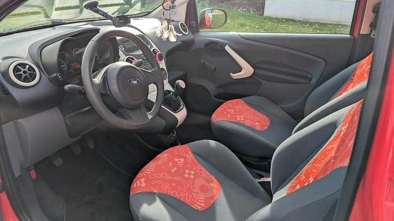 Gebraucht Ford Ka 69 PS (50 kW) 2010 Rot Kleinwagen