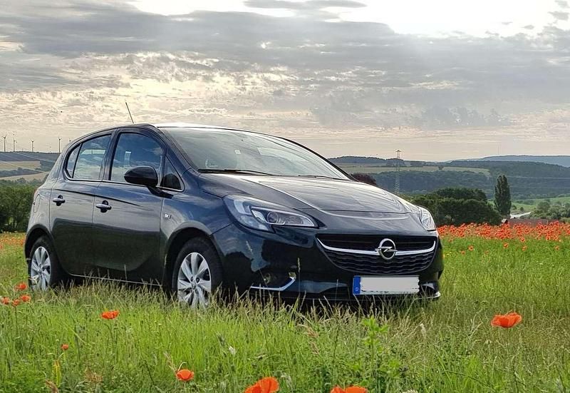 Gebraucht Opel Corsa Innovation 101 PS (74 kW) 2015 Schwarz Kleinwagen