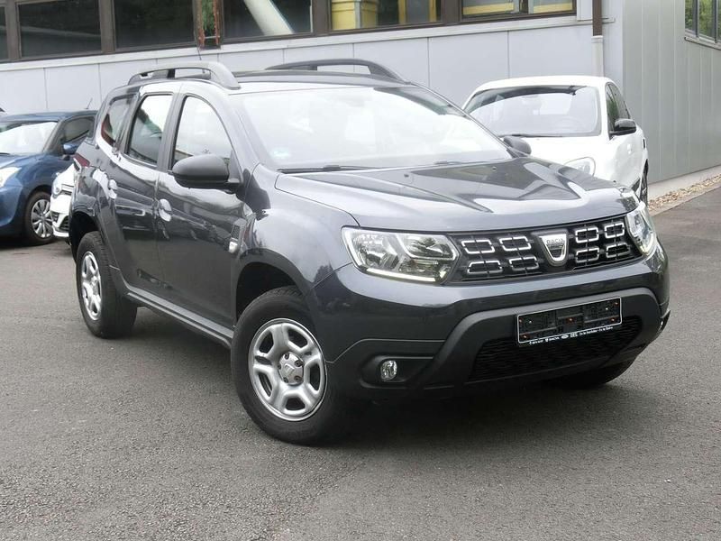 Gebraucht Dacia Duster Comfort 114 PS (83 kW) 2018 Kometengraumetallic SUV