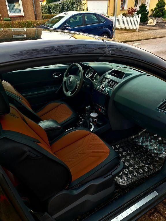 Gebraucht Renault Mégane Cabriolet Dynamique 131 PS (96 kW) 2006 Schwarz Cabrio