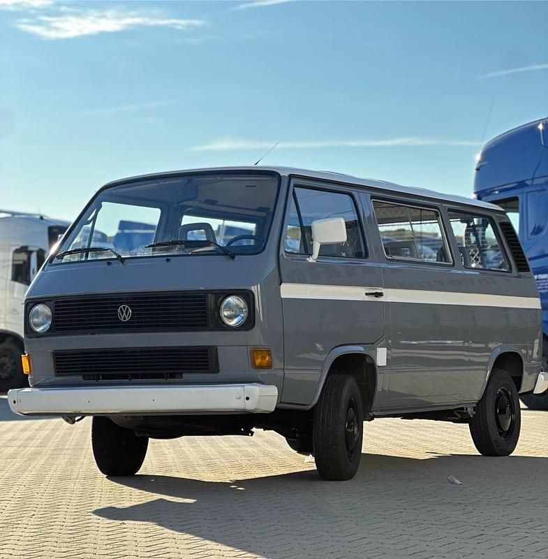 Grau Gebraucht 1987 VW T3 Van | 22.500 € - Bild 1/4
