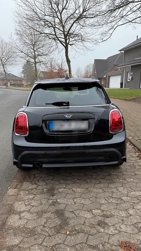 Second-hand Mini ONE 102 CP (75 kW) 2021 Negru Hatchback