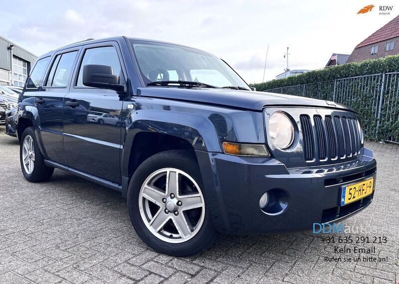 Blau Gebraucht 2008 Jeep Patriot Sport SUV | 4.900 € (Teuer) - Bild 1/4