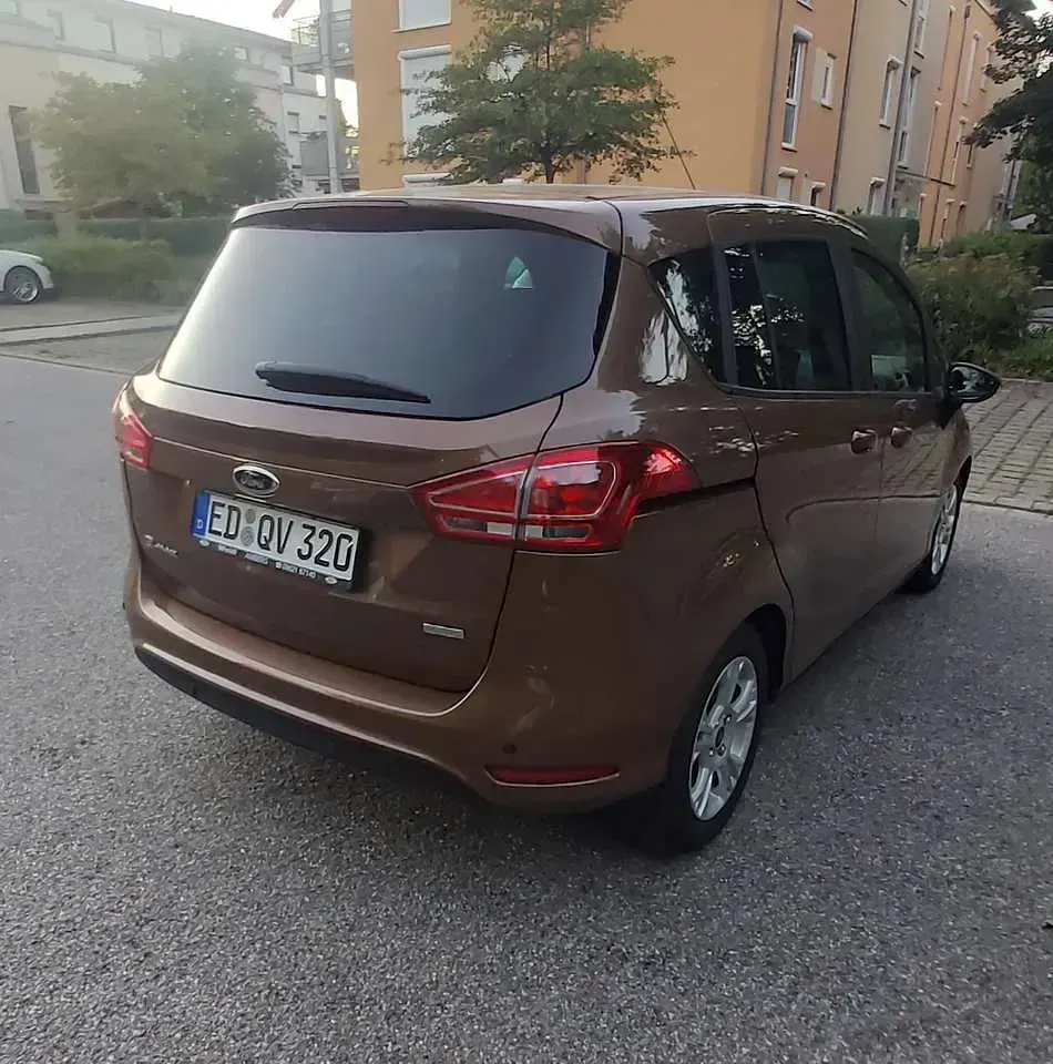 Gebraucht Ford B-MAX SYNC Edition 101 PS (74 kW) 2013 Braun Van / Kleinbus