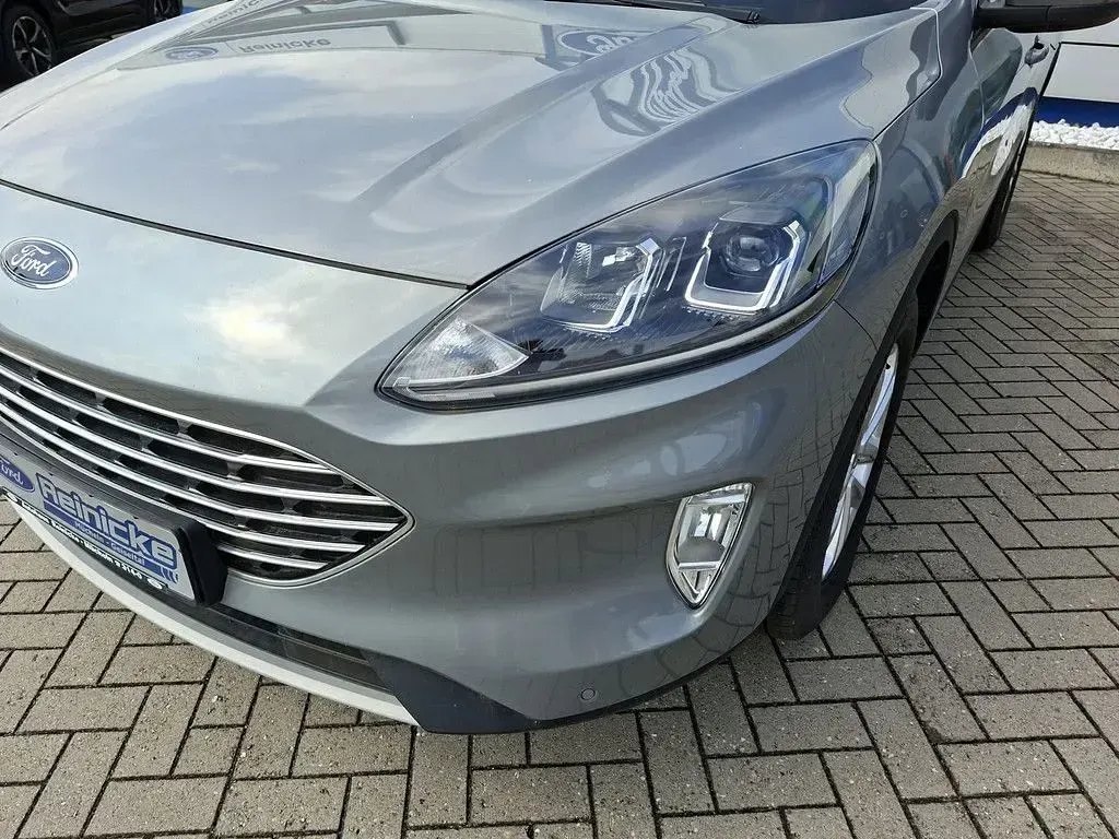 Gebraucht Ford Kuga Titanium 120 PS (88 kW) 2022 Silber SUV