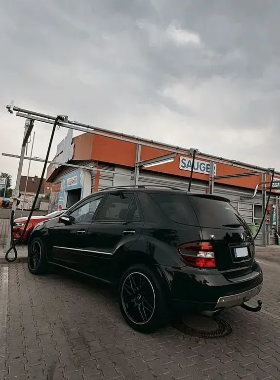 Gebraucht Mercedes ML420 306 PS (225 kW) 2007 Schwarz SUV