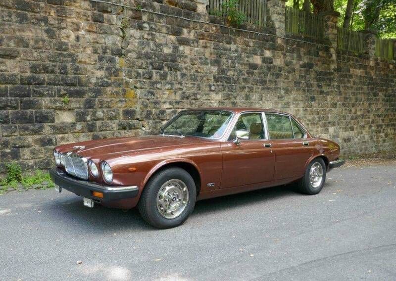 Braun Gebraucht 1982 Jaguar XJ12 Limousine | 27.500 € - Bild 1/4