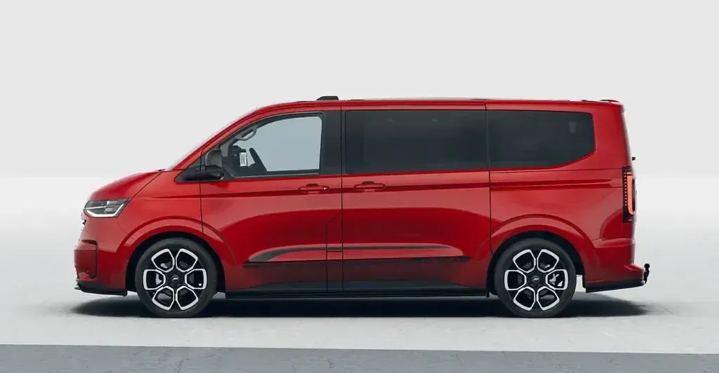 Neu VW Caravelle Edition 170 PS (125 kW) 2026 Rot Van