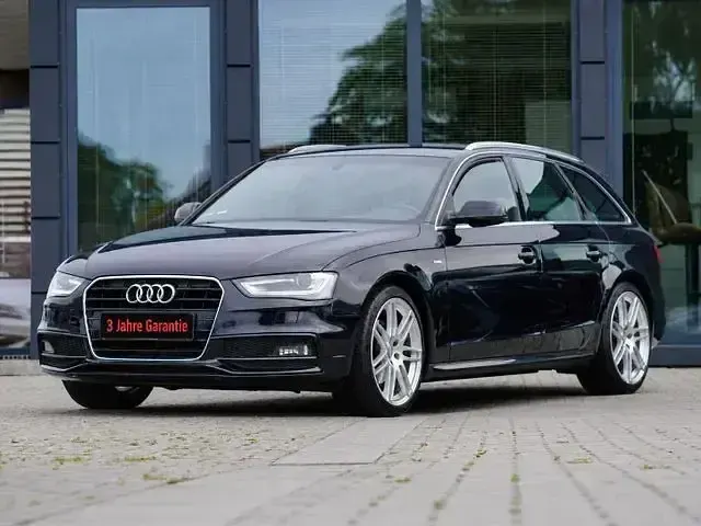 Gebraucht Audi A4 S-line plus 143 PS (105 kW) 2013 Phantomschwarz Kombi
