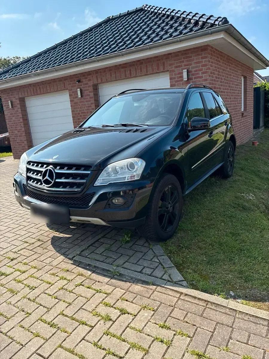 Gebraucht Mercedes ML280 190 PS (139 kW) 2008 Schwarz SUV