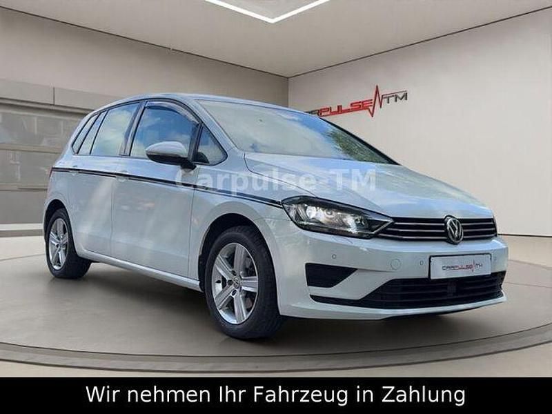 Pure white Gebraucht 2015 VW Golf VII Comfortline Limousine | 11.990 € (Superpreis) - Bild 1/4