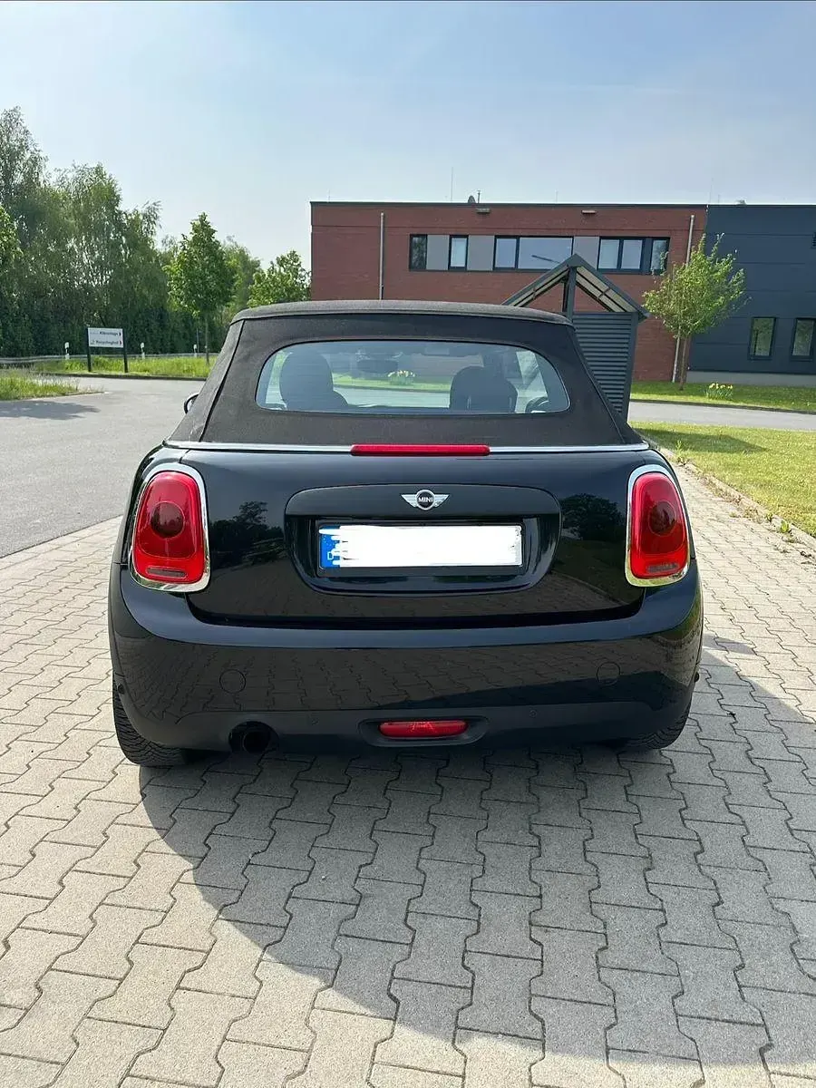 Occasion Mini ONE 102 PK (75 kW) 2017 Zwart Hatchback
