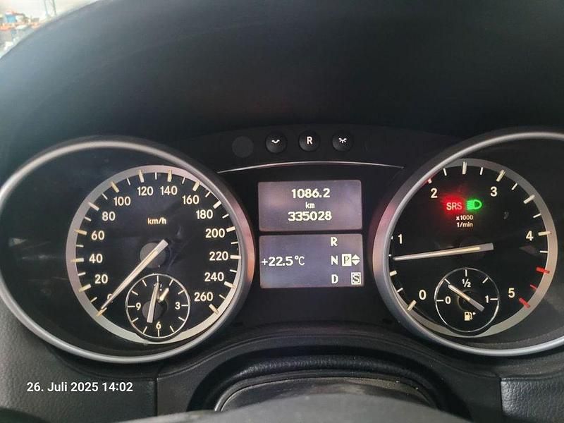 Grau Gebraucht 2010 Mercedes GL350 SUV | 10.000 € (Superpreis) - Bild 1/4