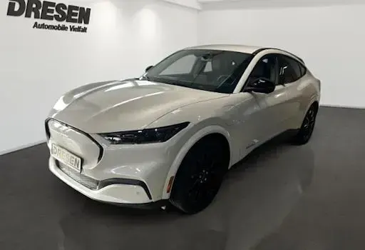 Gebraucht Ford Mustang Mach-E Extended Range 216 kW (294 PS) 2026 Weiß SUV