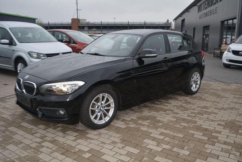 Gebraucht BMW 116 Advantage 109 PS (80 kW) 2017 Schwarz Kleinwagen