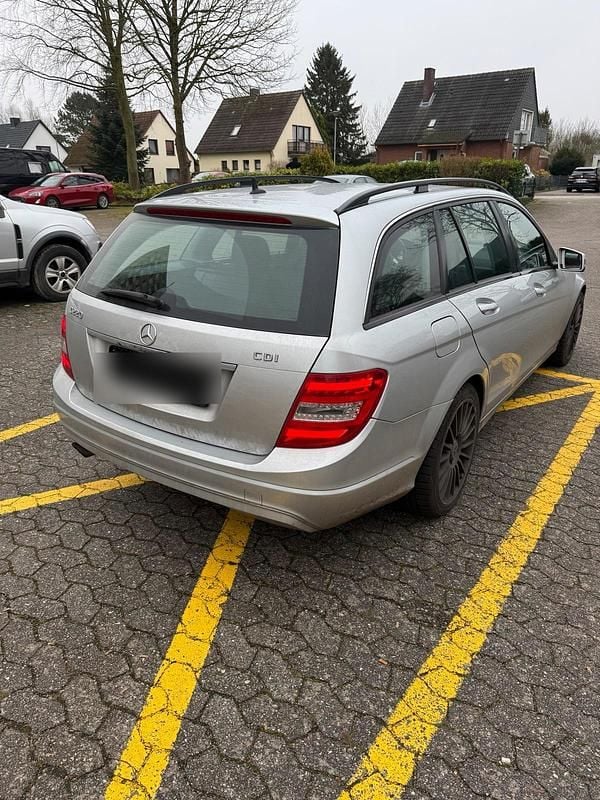 Gebraucht Mercedes C220 170 PS (125 kW) 2011 Silber Kombi