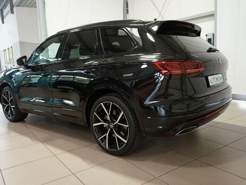 Gebraucht VW Touareg R-line 462 PS (339 kW) 2023 Schwarz SUV