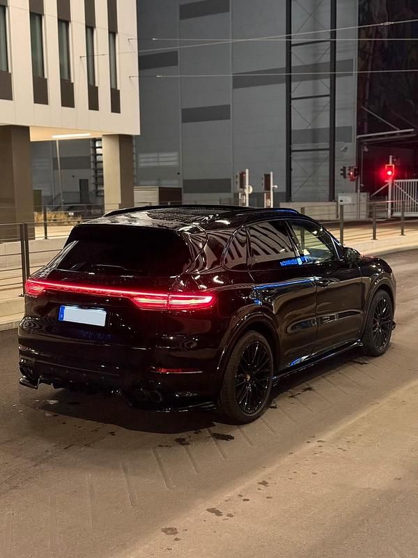 Gebraucht Porsche Cayenne 340 PS (250 kW) 2018 Schwarz SUV