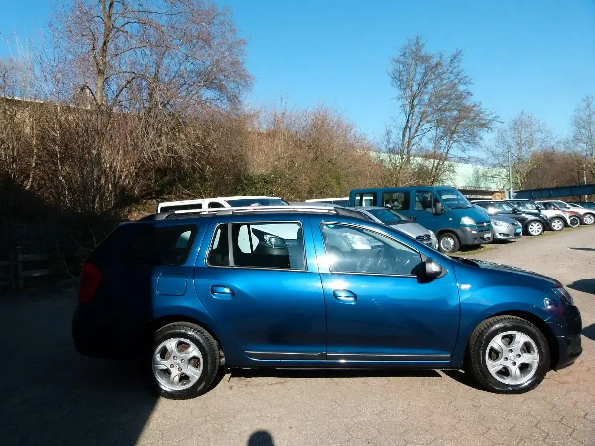 Gebraucht Dacia Logan MCV Celebration 90 PS (66 kW) 2016 Blau Kombi