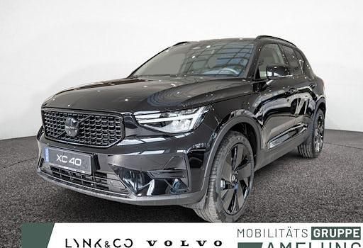 Neu Volvo XC40 Plus 163 PS (119 kW) 2026 Schwarz SUV