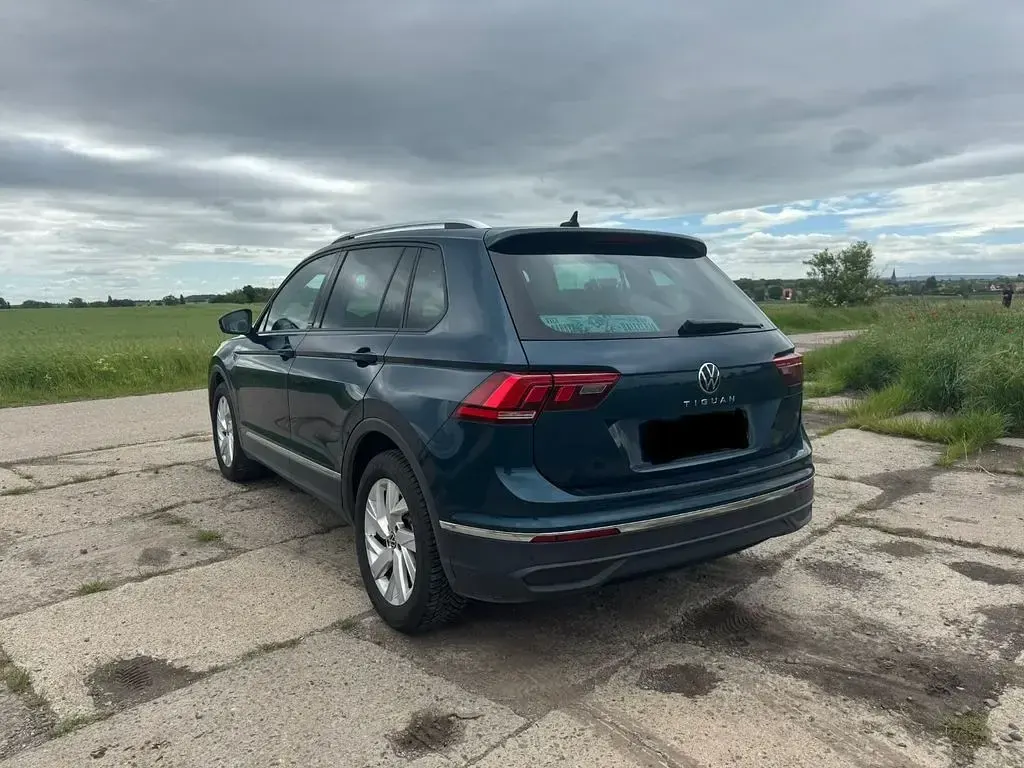 Gebraucht VW Tiguan Active 131 PS (96 kW) 2021 Blau SUV