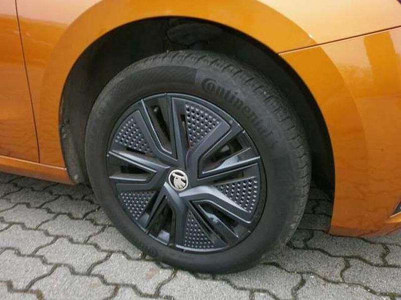 Gebraucht Skoda Fabia Style 110 PS (80 kW) 2022 Phoenixorange metallic Kleinwagen