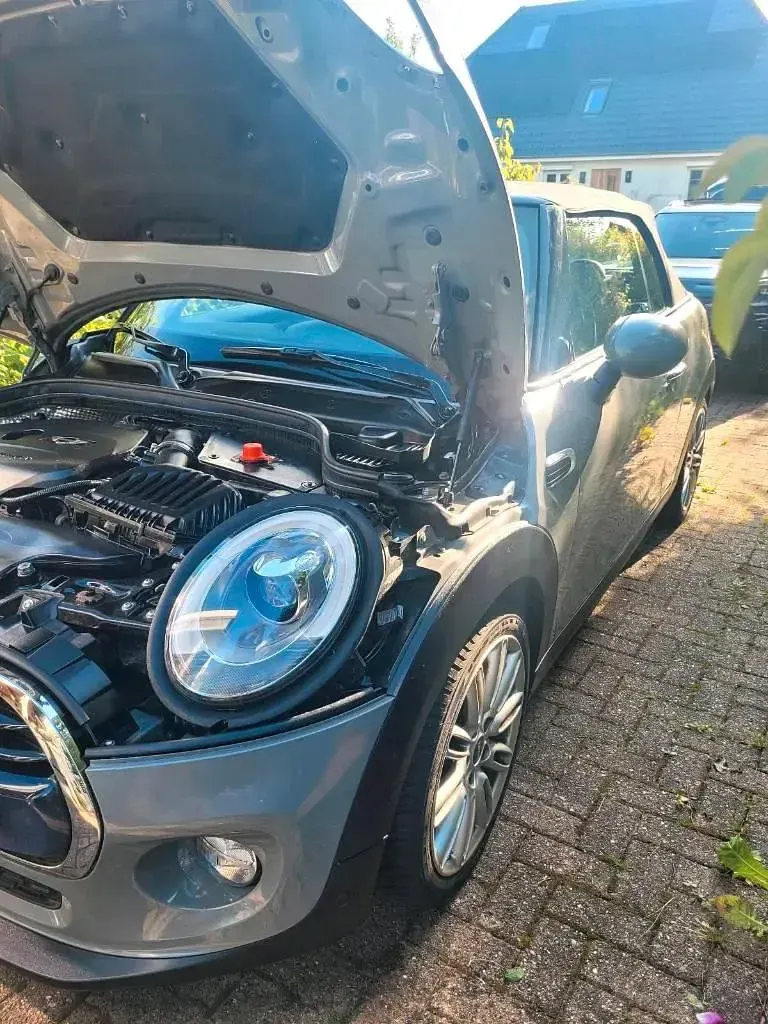 Gebraucht Mini Cooper Cabriolet 136 PS (100 kW) 2016 Grau Cabrio