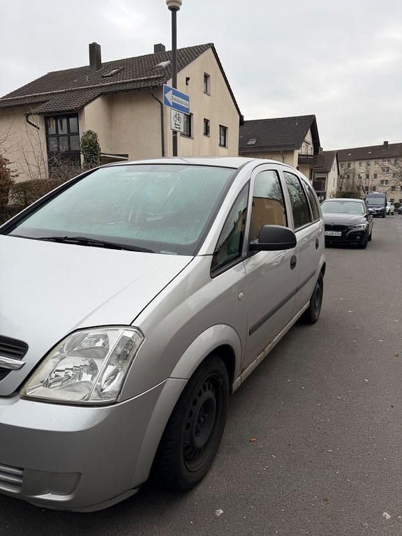 Gebraucht Opel Meriva Cosmo 90 PS (66 kW) 2004 Silber Van / Kleinbus