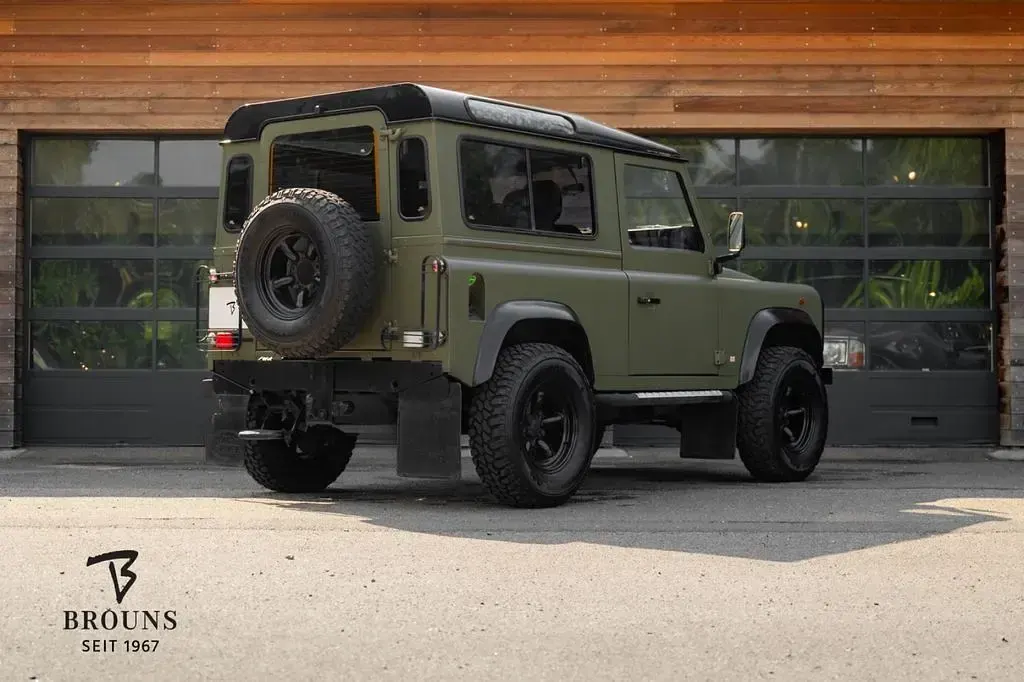 Gebraucht Land Rover Defender 136 PS (100 kW) 1996 Grün SUV