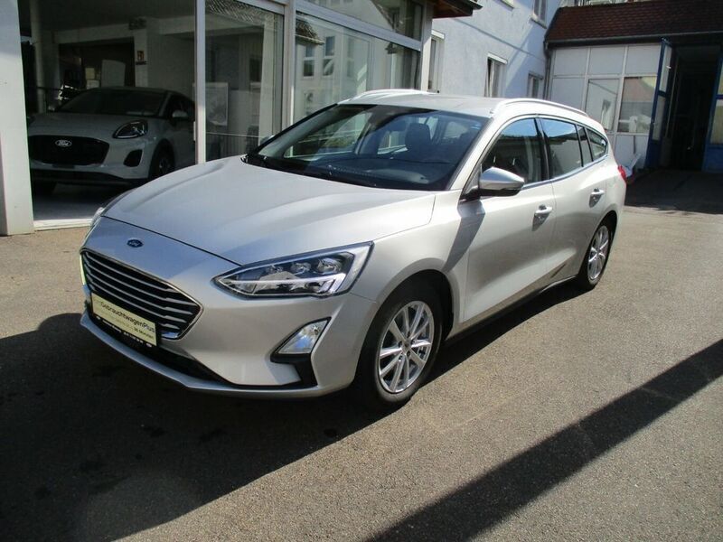 Silber Gebraucht 2019 Ford Focus Cool & Connect Kombi | 12.999 € (Fairer Preis) - Bild 1/4