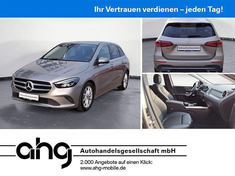 Silber Gebraucht 2020 Mercedes B220 Van / Kleinbus | 23.860 € (Guter Preis) - Bild 1/4