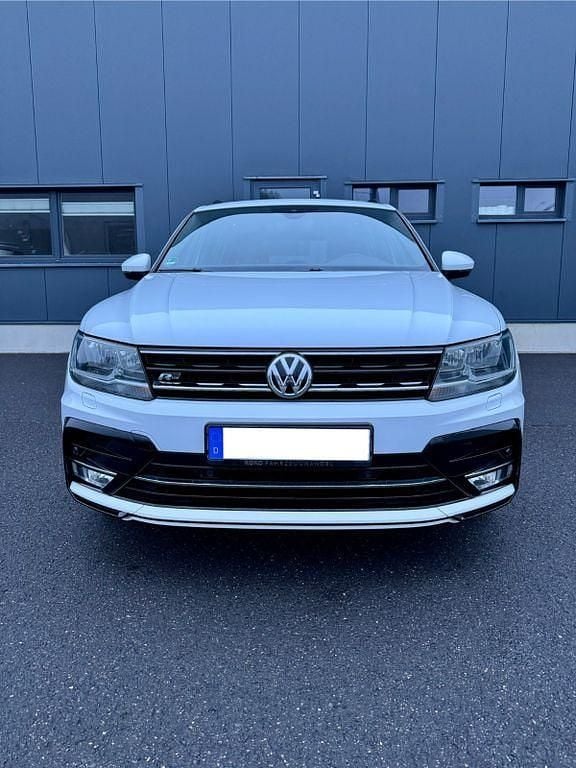 Weiß Gebraucht 2017 VW Tiguan R-line SUV | 19.300 € (Superpreis) - Bild 1/4