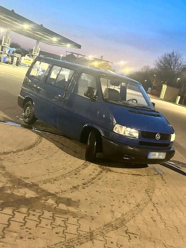 Gebraucht VW T4 102 PS (75 kW) 1999 Blau Van